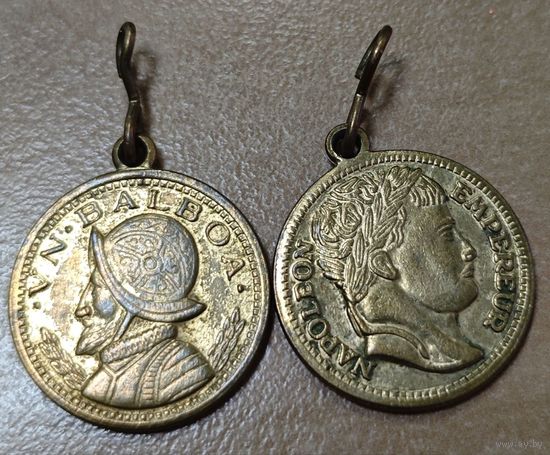 Две медли из латуни. Панама, Франция.