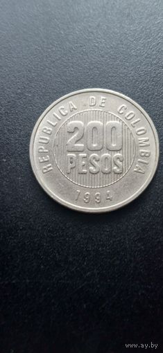 Колумбия 200 песо 1994 г.