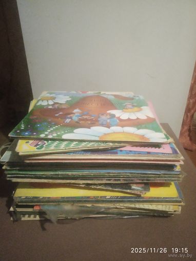 Пластинки СССР 66 штук. Сказки,34 и 32 другие музыкальные