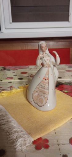 Статуэтка "Армянский танец"