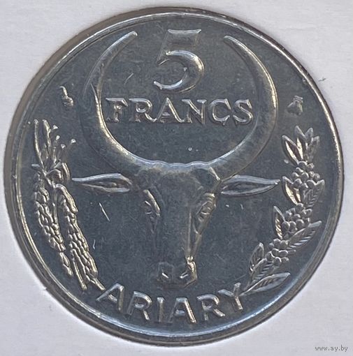 Мадагаскар 5 франков 1996 г. В холдере