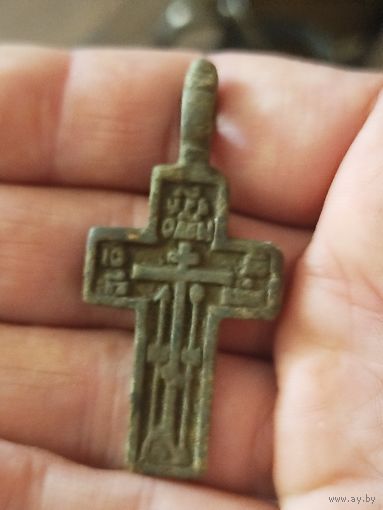 Крупный крестик