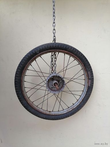 Колесо мопеда. СССР.