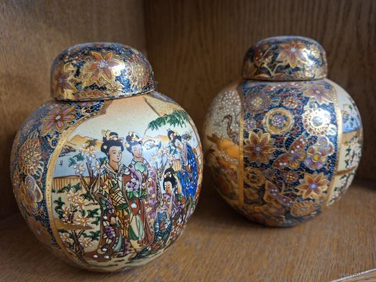 Вазы Япония SATSUMA ,Фарфор , Цена за 1 вазу ,Роспись золотом ,