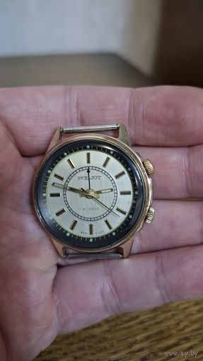 С 1 рубля 3 дня! AU 5. Шли и перестали. Жужат.