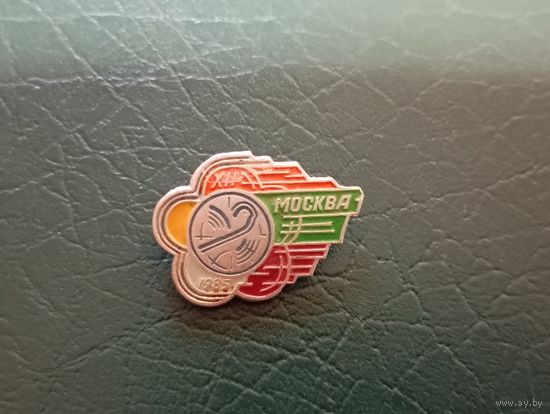 Значок Москва 85