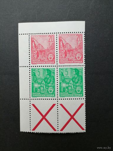 ГДР 1955 Сцепка вертикальная из марок стандарта "Пятилетка" (чистая**) Mi.SZ 2 2х455x+2х406х+Z каталог 18.00 евро