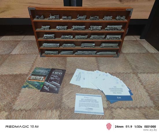 Коллекционный оловянный набор локомотивы поезда