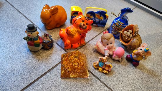 Набор статуэток. Лот 1