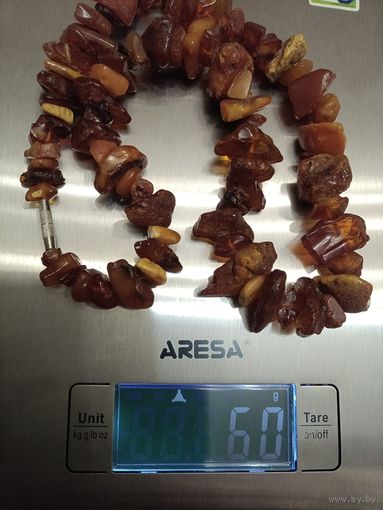 Бусы необработанный янтарь