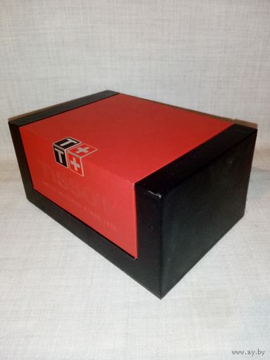 Коробка футляр для часов TISSOT +  две книжечки про компанию
