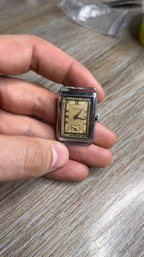 Редкие швейцарские часы Medana