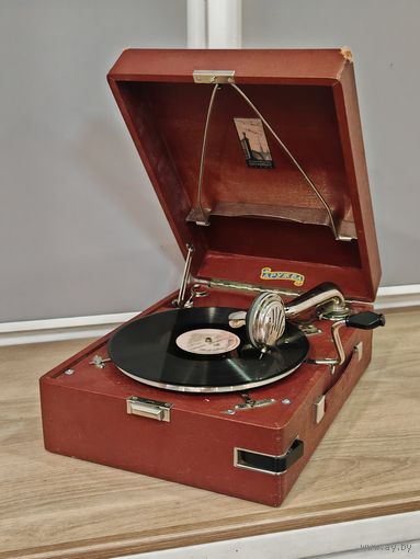 Патефон Дружба Ленинградский. Рабочий!!!