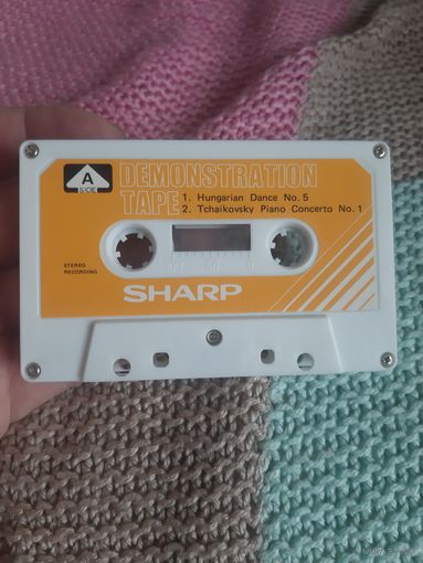 Кассета SHARP DEMONSTRATION TAPE.