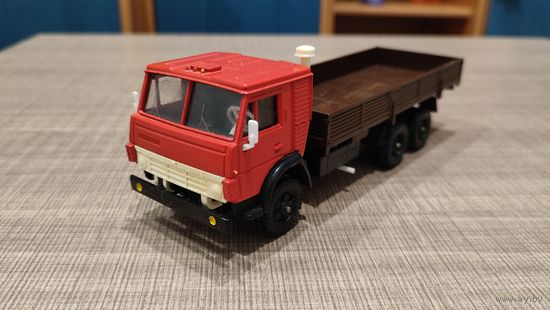 Модель Камаз 53212 СССР 1:43 Бокс,Состояние