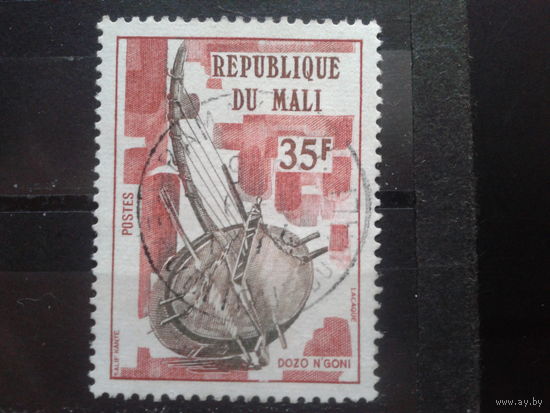 Мали, 1973. Музыкальный инструмент Дозо Н'Гони