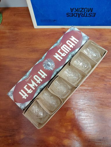 Набор хрустальных рюмок Неман новые