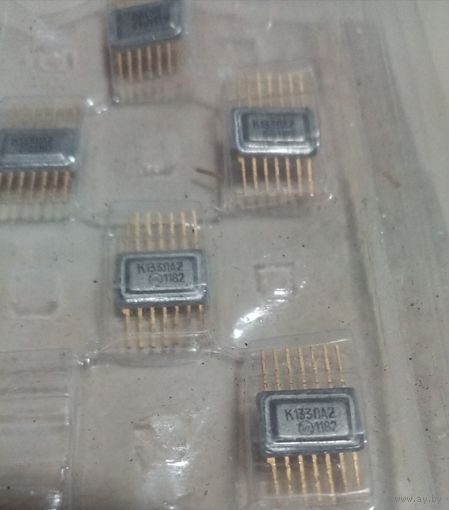 Микросхема К133 ЛА 2 с золотым покрытием. ЗА ОДНУ