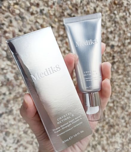 Сыворотка с ретинолом Medik8 Crystal Retinal 6 Serum 30 ml