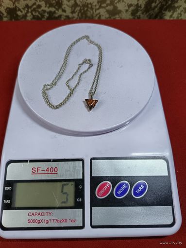 С рубля без мц. кулон на цепочке. кулон 1.2х1.2см. ДФS кокошникнаправо925пр. цепочка БI? мЗвезда875пр. 28длина.