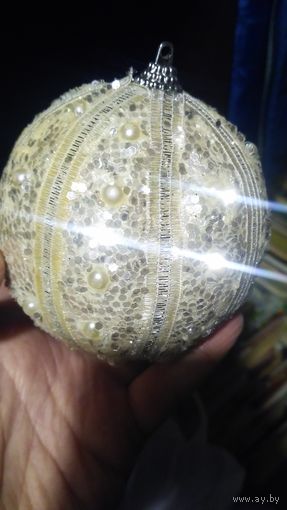 Елочная игрушка Шар.