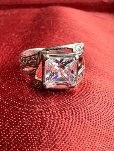 Перстень СЕРЕБРО 925 пр. размер 19  (10)   Распродажа коллекции!!!