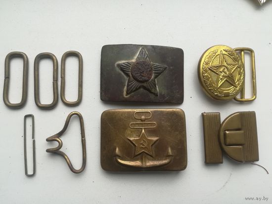 Пряжки. Цена за все. С рубля.