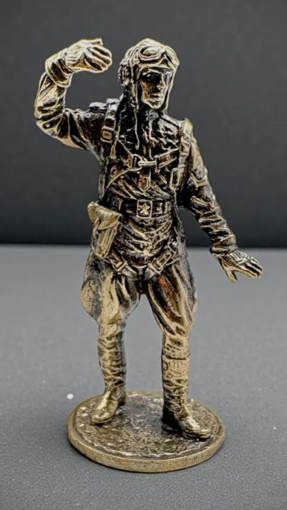 Статуэтка Летчик РККА Бронза