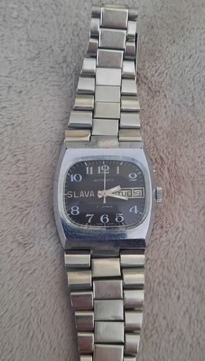 Часы СЛАВА танк-автоподзавод СССР. Достойное состояние. Родной браслет. Как новые.
