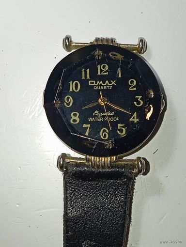 Часы кварцевые OMAX . С рубля
