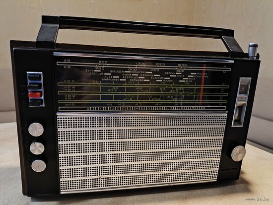 Океан 205, светлая решетка.