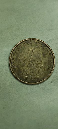 Вьетнам 2000 донг 2003