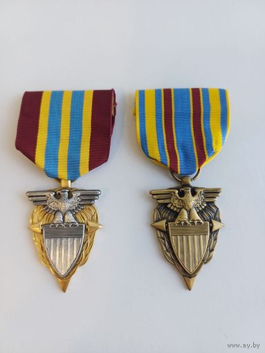 Медаль Агентства обороны США. одним лотом.