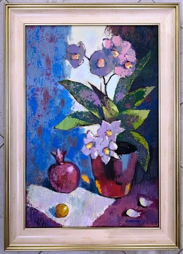 Барсуков Д.В "Натюрморт с орхидеями и гранатом", 2022г. Холст, масло. Размер 60х40 см.