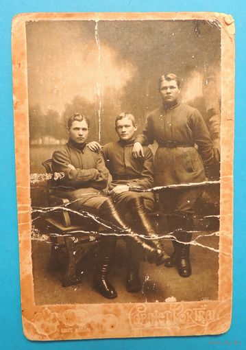 Фото кабинет-портрет "Юноши", до 1917 г., Харьков