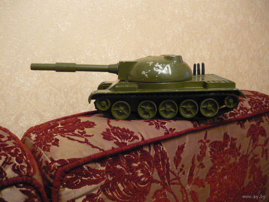 Танк металический ,большой.