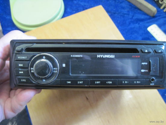 Автомагнитола Hyundai H-CDM8072
