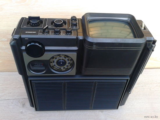 Радио/ТВ.  UNIVERSUM SK 27811R