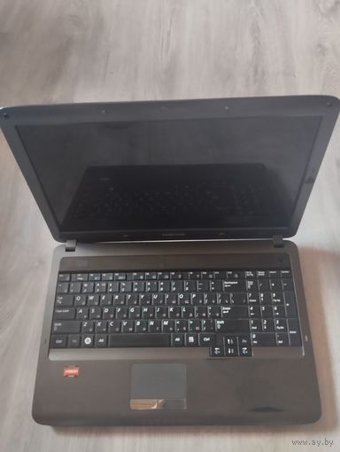 Ноутбук Samsung  NP-R525L