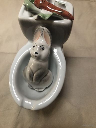 Странность  фигурка