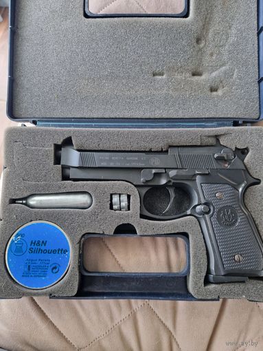 Пневматический пистолет Umarex Beretta M92 FS