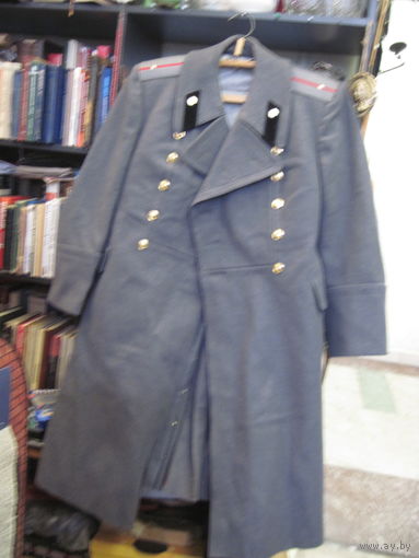 Парадная шинель мл. лейтенанта ВС СССР на 50/3 размер.