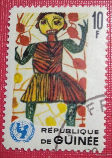 Лот 208. Гвинея (1966) 20 лет ЮНИСЕФ. Ребёнок в саду GN404A