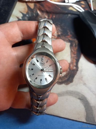 Часы мужские с браслетом Q&Q Classic kwarz G160-201 минеральное стеклооригинал