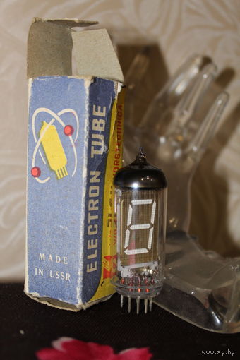 Индикатор радиолампа ИВ-12 НОВАЯ