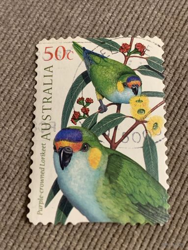 Австралия. Попугаи. Purple-crowned Lorikeet. Марка из серии