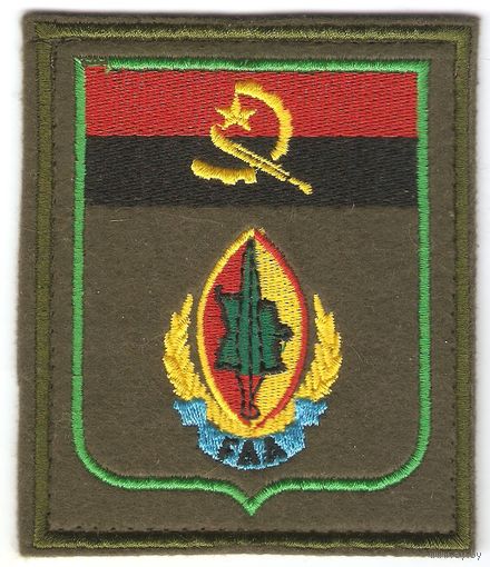 Нарукавный знак курсанта вооружённых сил Республики Ангола в военных учебных заведениях России