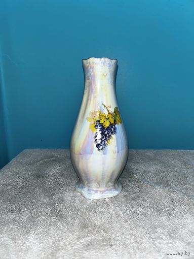 Фарфоровая Ваза