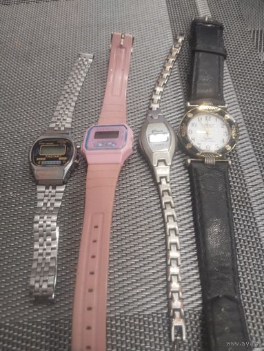 Лот женских часов( электронный,кварц)