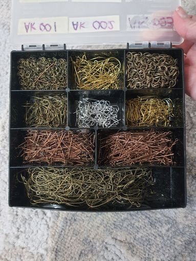 Коробка фурнитуры штифты швензы колечки цепочки